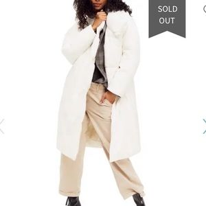 Free People
Downtown Duvet Puffer Jacket small